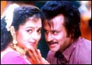 Soundarya and Rajnikanth in Padayappa