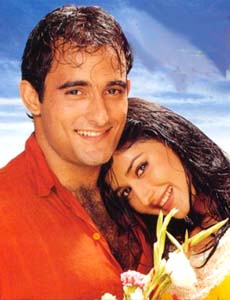 Sonali Bendre and Akshaye Khanna in Dahek