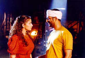 Manisha Koirala and Nana Patekar in Khamoshi