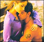 Kareena Kapoor and Hrithik Roshan in Main Prem Ki Diwani Hoon